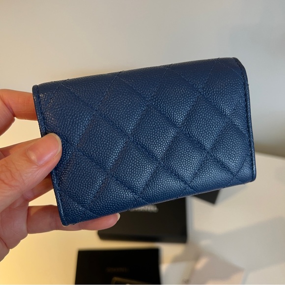 [Sold] Authentic Chanel Carver Wallet in Sapphire Blue (limited edition) - Picture 7 of 17